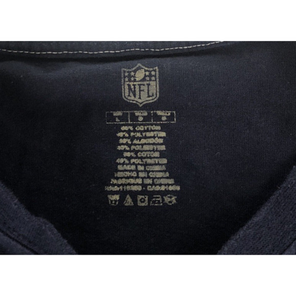 NFL Tennessee Titans Football Men's T Shirt Large Short Sleeve Graphic Blue - Picture 4 of 8